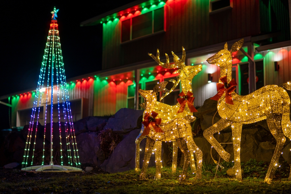 The Do’s and Don’t’s of Holiday Lighting!