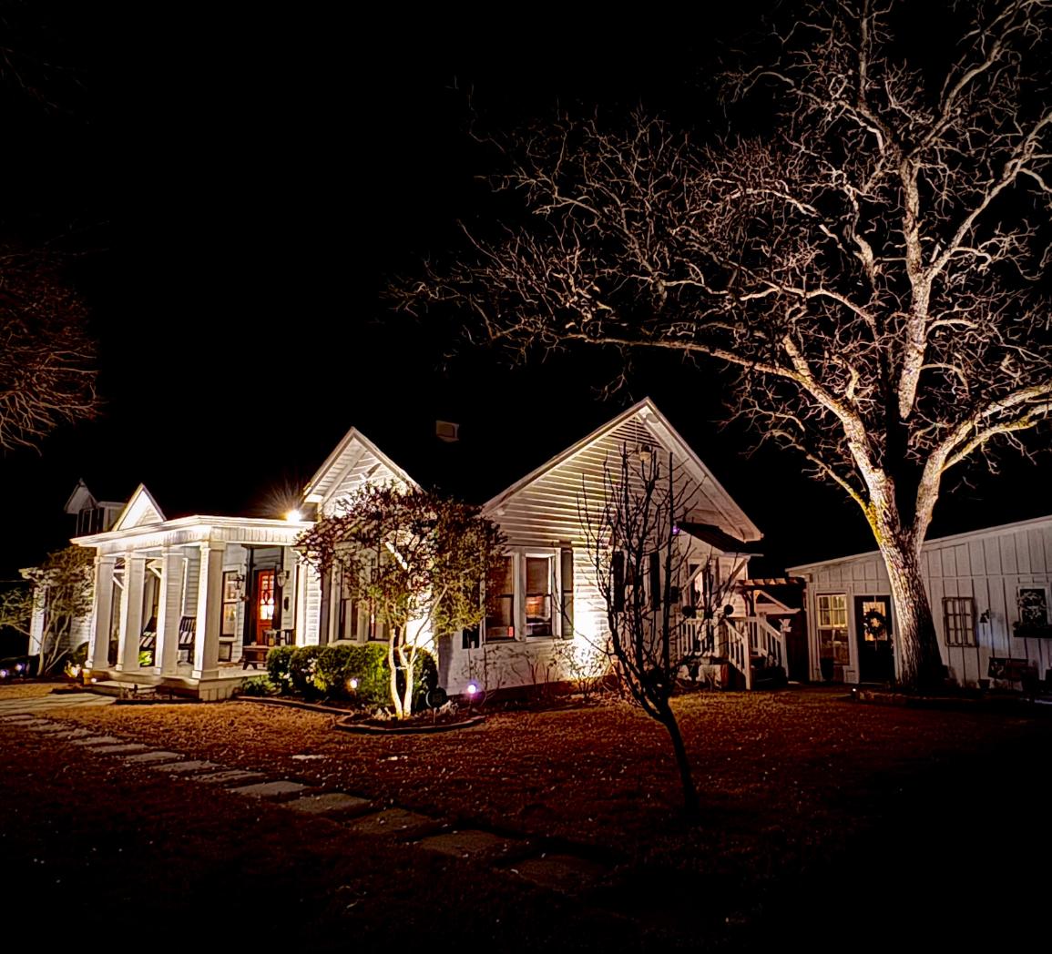 How To Use Landscaping Lighting to Stand Out This Winter!