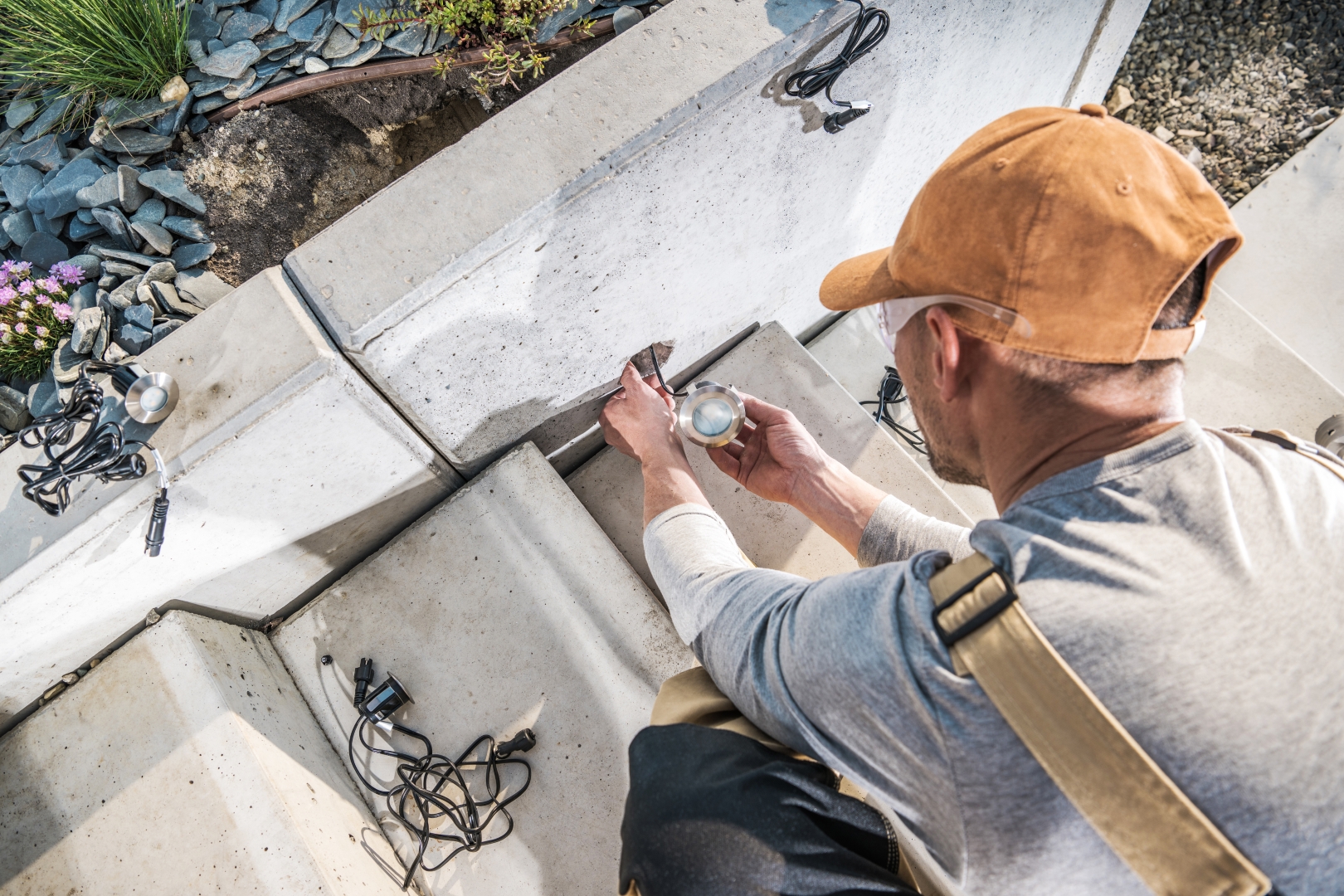 Landscape Lighting Maintenance & Repair